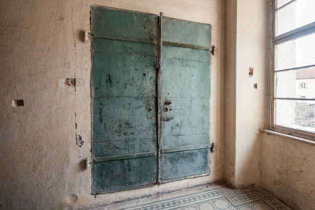 Dveře na půdu ze čtvercového schodiště 2019 | © Autor: Radomír Kočí, fotografie nepodléhá Creative Commons