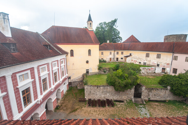 Horní zámek ze střechy jižního křídla 2021 | © Autor: Radomír Kočí, fotografie nepodléhá Creative Commons